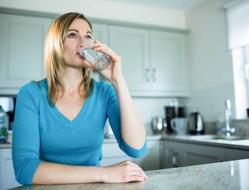 ¿Quieres una Vida Saludable? Empieza por el agua que tomas